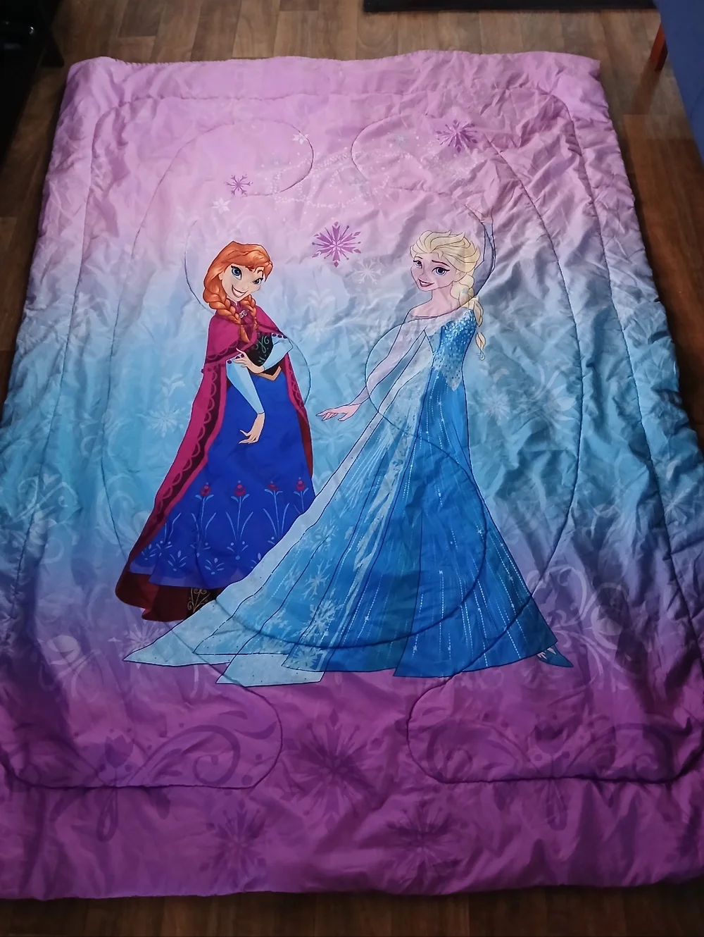 Frozen Comforter